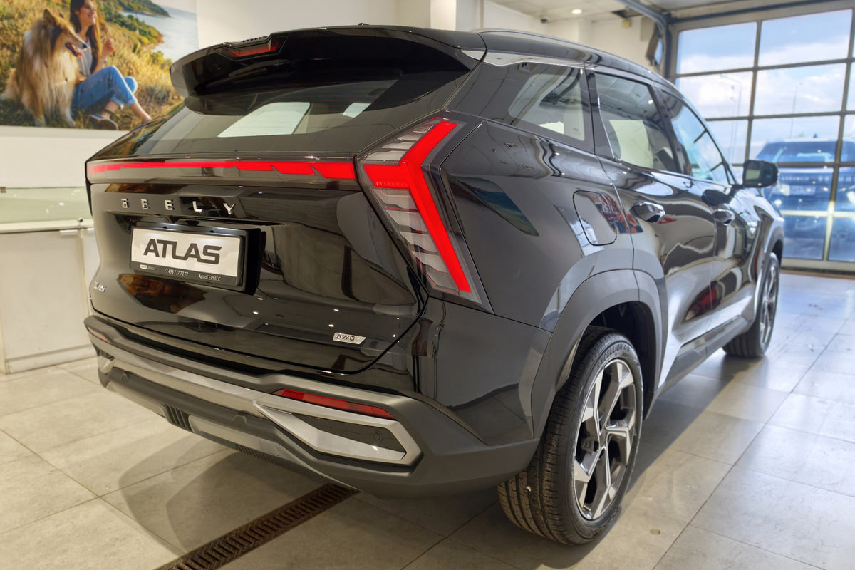 Фото GEELY Atlas II Люкс Черный металлик II 2026, №2