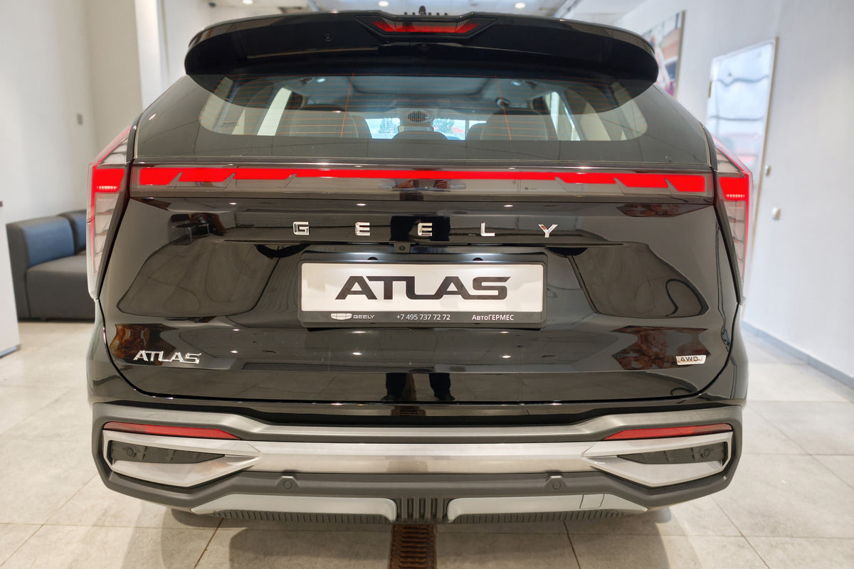 Фото GEELY Atlas II Люкс Черный металлик II 2026, №3