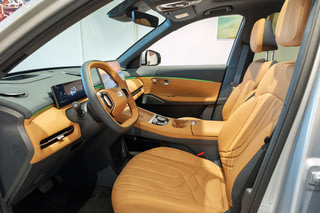 GEELY EX5 Гибрид I EM-R Макс Серебристый металлик I 2026, №6