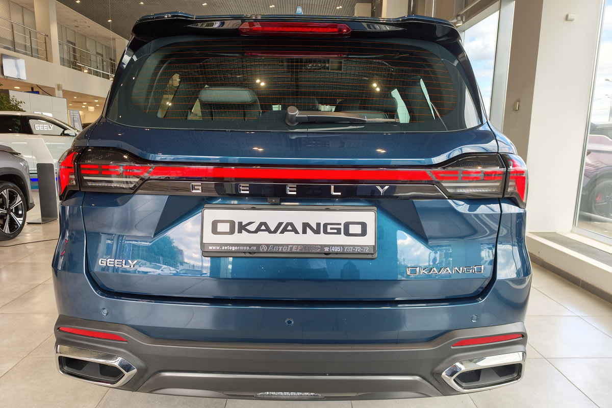 Фото GEELY Okavango I рестайлинг Люкс Синий металлик I рестайлинг 2026, №3