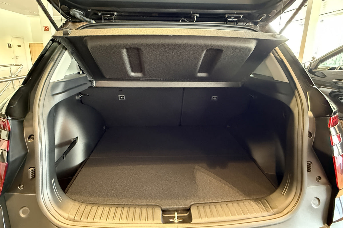 Фото HYUNDAI Creta (Solaris HC) I Лайфстайл + Продвинутый (Lifestyle + Advanced) Черный металлик I 2025, №14