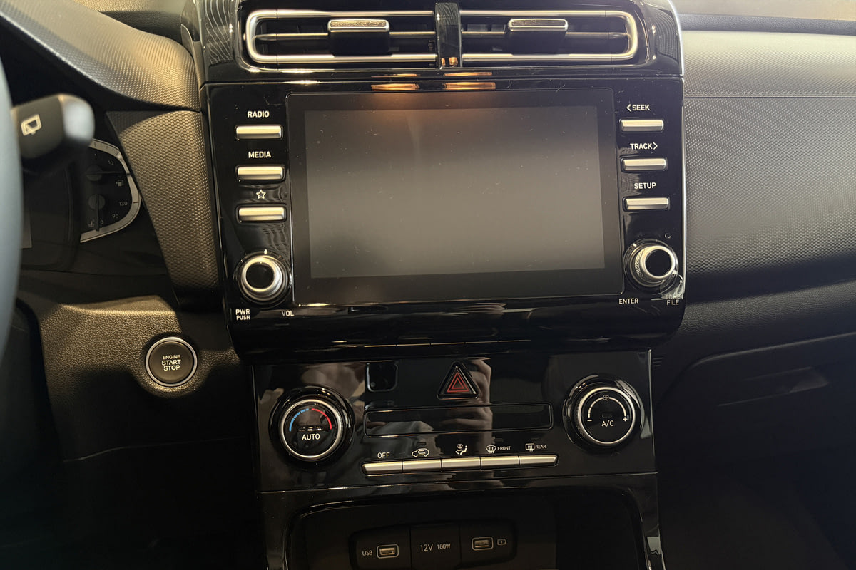 Фото HYUNDAI Creta (Solaris HC) I Лайфстайл + Продвинутый (Lifestyle + Advanced) Черный металлик I 2025, №11