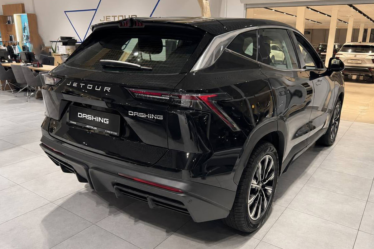 Фото JETOUR Dashing I Комфорт Черный металлик I 2026, №2