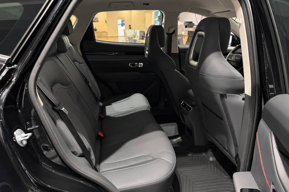 Фото JETOUR Dashing I Комфорт Черный металлик I 2026, №8