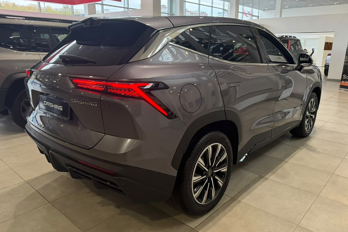 Фото JETOUR Dashing I Престиж Серый металлик I 2026, №2