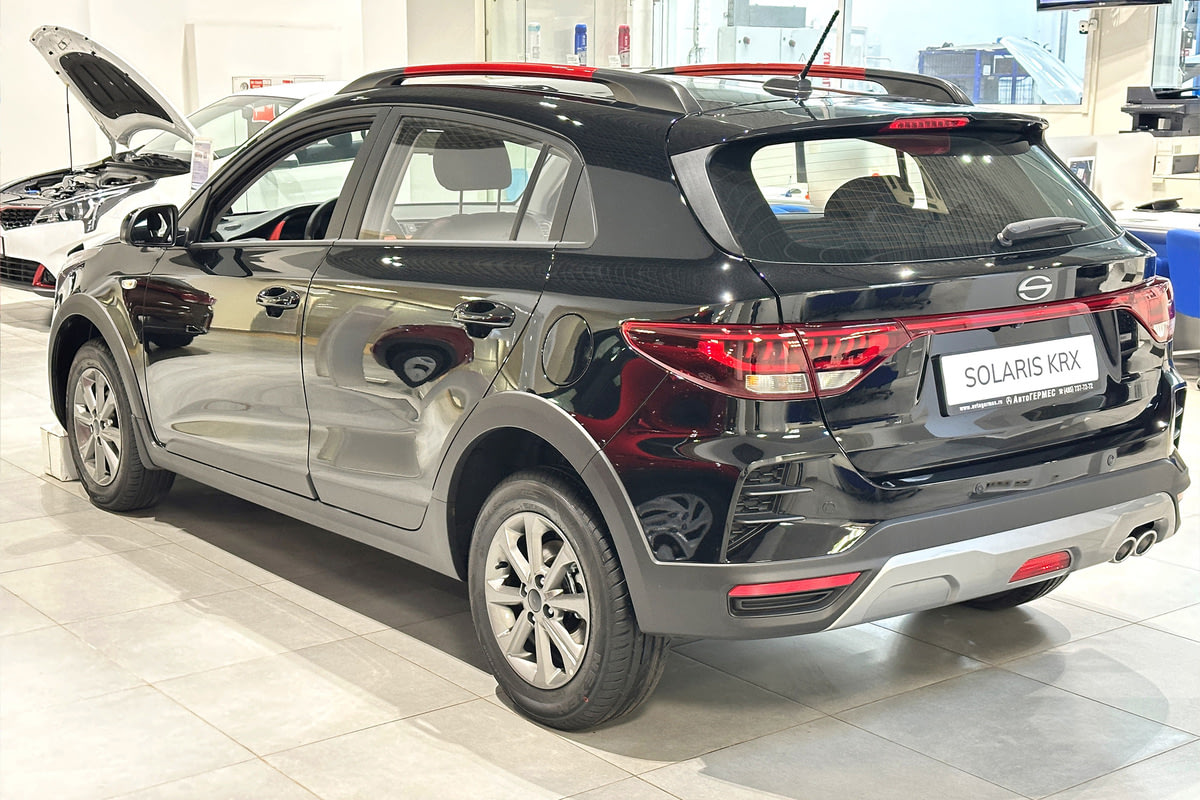 Фото Kia Rio X (Solaris KRX) I Стиль (Style) Черный металлик I 2025, №6