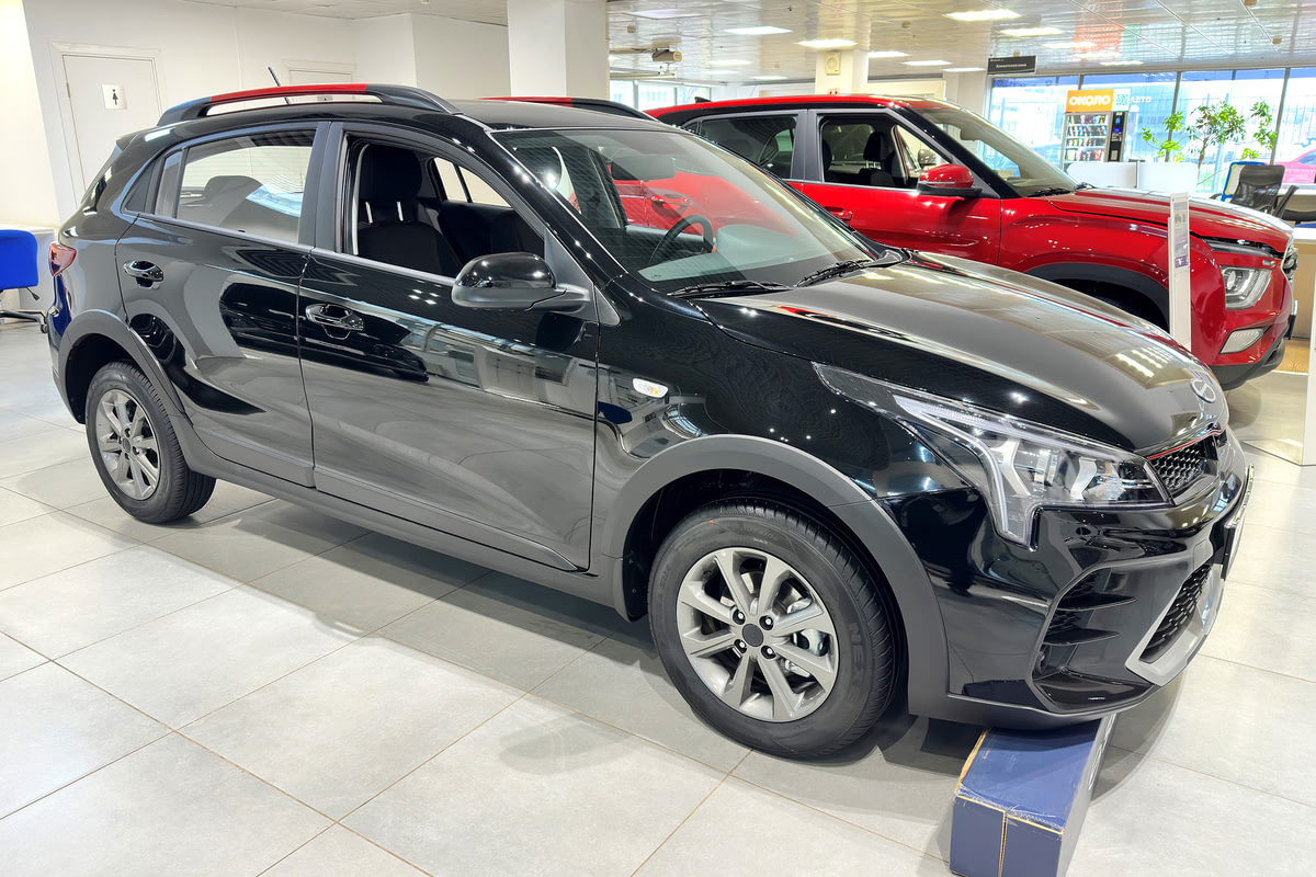 Фото SOLARIS KRX I Стиль (Style) Черный металлик I 2025, №3