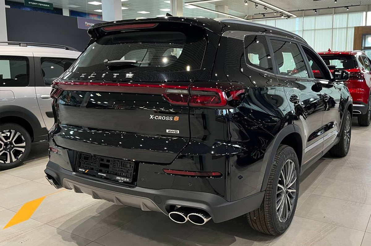 Фото XCITE X-Cross 8 I Рестайлинг Techno 4WD Глубокий черный I РЕСТАЙЛИНГ 2025, №4