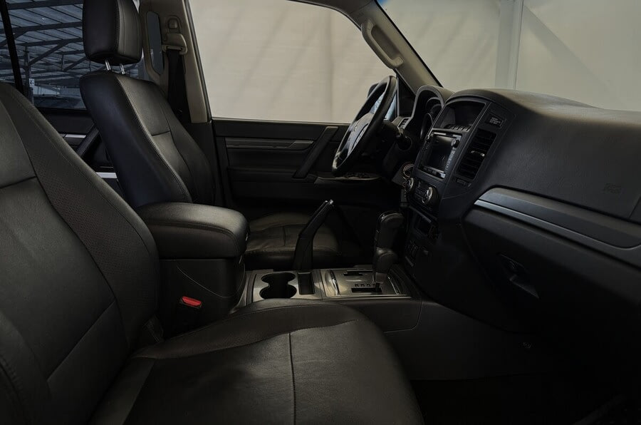 Фото MITSUBISHI Pajero IV Рестайлинг 1 с пробегом | №14