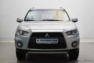 Фото MITSUBISHI Outlander II Рестайлинг с пробегом Фото MITSUBISHI Outlander II Рестайлинг с пробегом