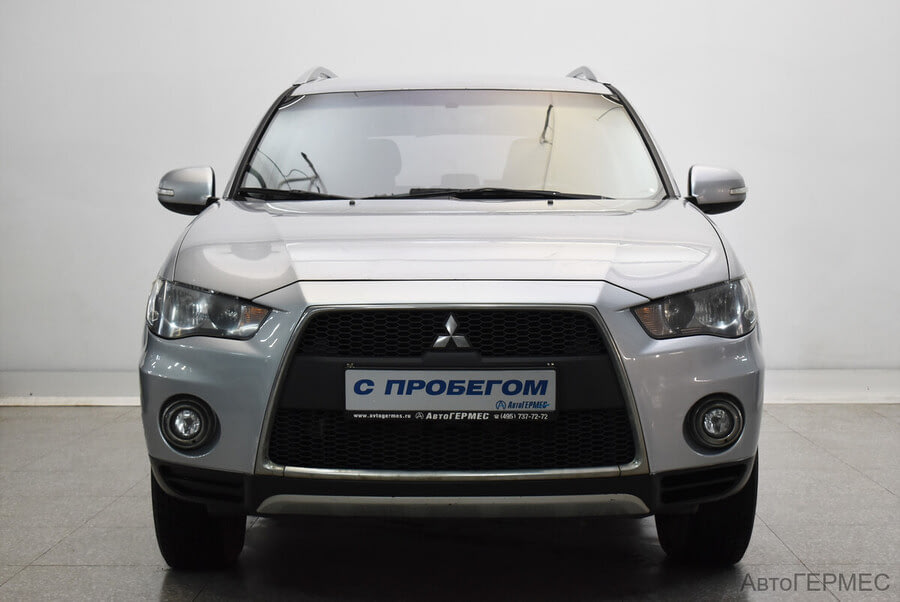 Фото MITSUBISHI Outlander II Рестайлинг с пробегом | №2 Фото MITSUBISHI Outlander II Рестайлинг с пробегом | №2