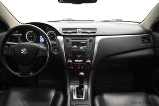 Фото SUZUKI Kizashi I с пробегом