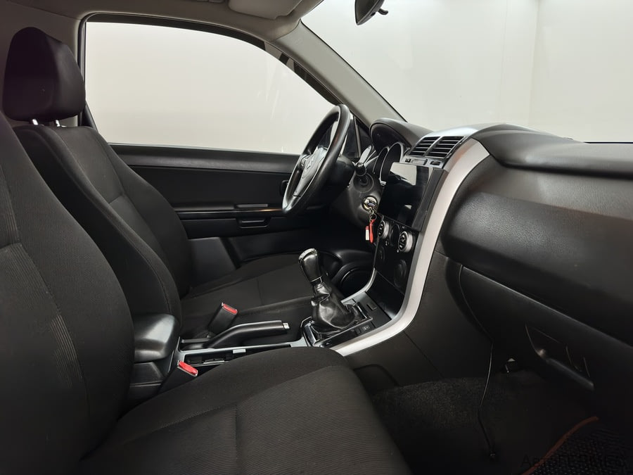 Фото SUZUKI Grand Vitara II Рестайлинг с пробегом | №11