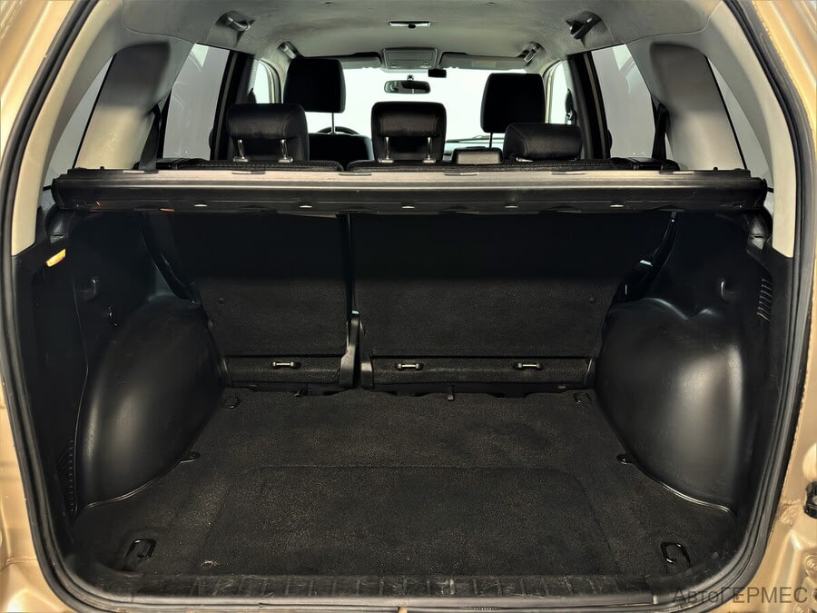 Фото SUZUKI Grand Vitara III с пробегом | №13 Фото SUZUKI Grand Vitara III с пробегом | №13