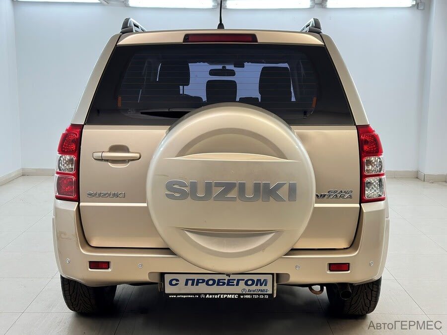 Фото SUZUKI Grand Vitara III с пробегом | №3 Фото SUZUKI Grand Vitara III с пробегом | №3
