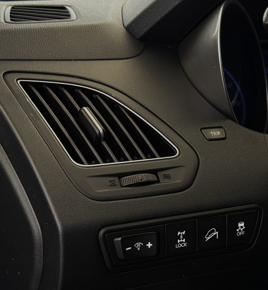 Фото HYUNDAI ix35 I с пробегом | №9