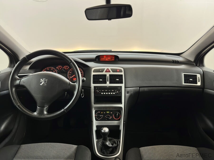 Фото PEUGEOT 307 I Рестайлинг с пробегом | №5