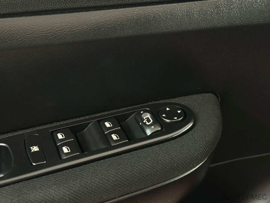 Фото PEUGEOT 307 I Рестайлинг с пробегом | №8