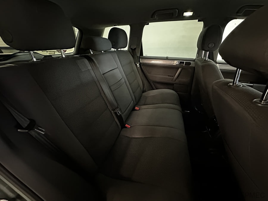 Фото Volkswagen Touareg I Рестайлинг с пробегом | №15