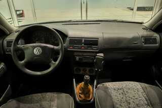 Фото Volkswagen Golf IV с пробегом
