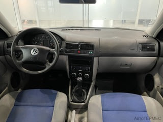 Фото Volkswagen Golf IV с пробегом