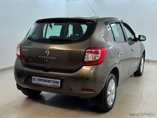 Фото RENAULT Sandero с пробегом Фото RENAULT Sandero с пробегом