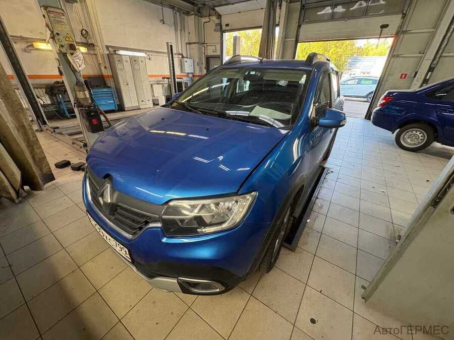 Фото RENAULT Sandero II Рестайлинг с пробегом | №19