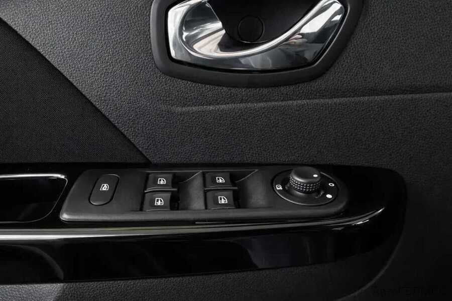 Фото RENAULT Kaptur I с пробегом | №9