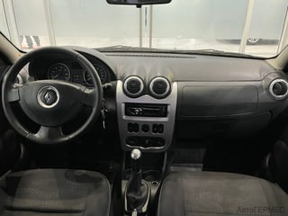 Фото RENAULT Sandero I с пробегом Фото RENAULT Sandero I с пробегом