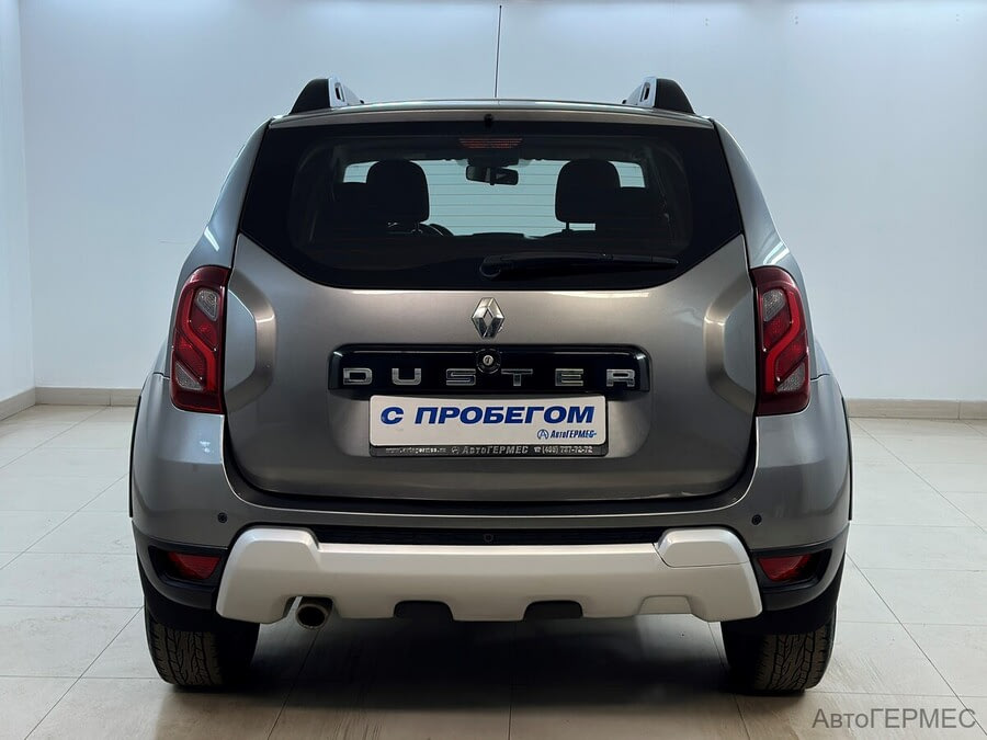 Фото RENAULT Duster I Рестайлинг с пробегом | №3