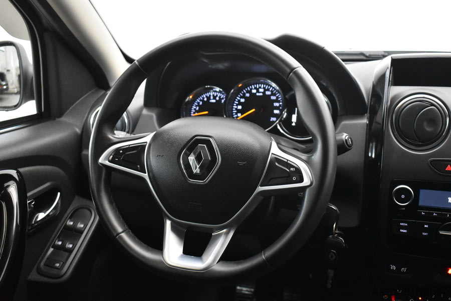Фото RENAULT Duster I Рестайлинг с пробегом | №10
