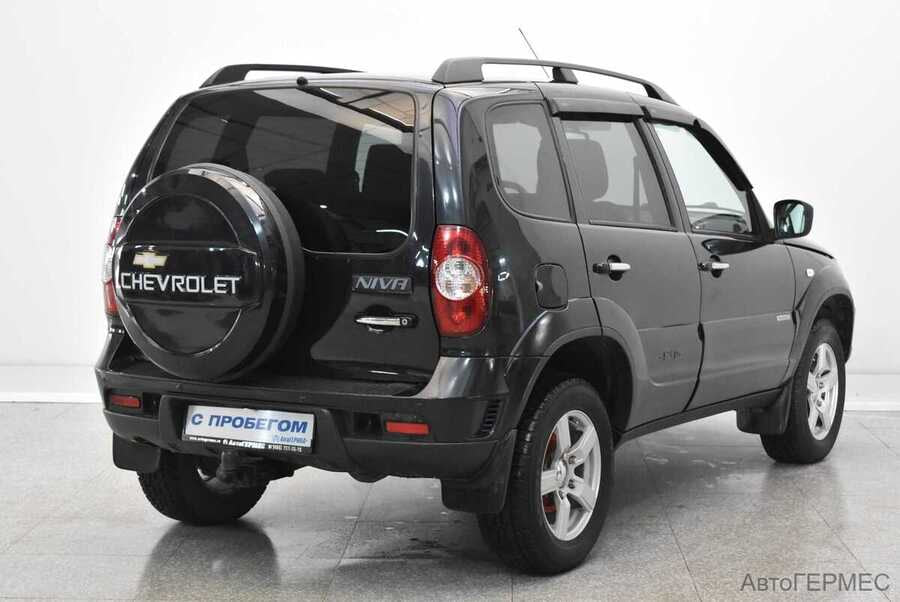 Фото Chevrolet Niva I Рестайлинг с пробегом | №4 Фото Chevrolet Niva I Рестайлинг с пробегом | №4