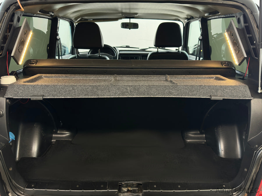 Фото LADA Niva 2121 I Рестайлинг с пробегом | №11