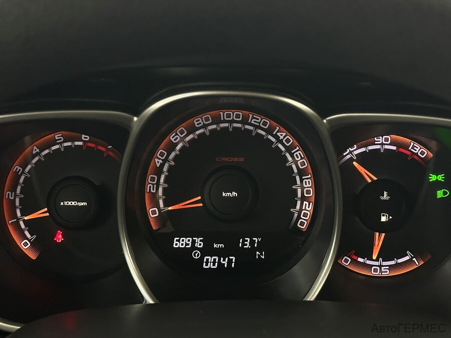 Фото LADA VESTA SW CROSS I Vesta SW Cross с пробегом | №6