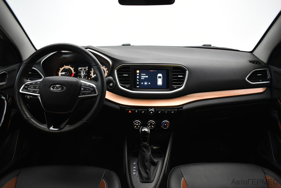 Фото LADA VESTA SW CROSS I Рестайлинг с пробегом | №5