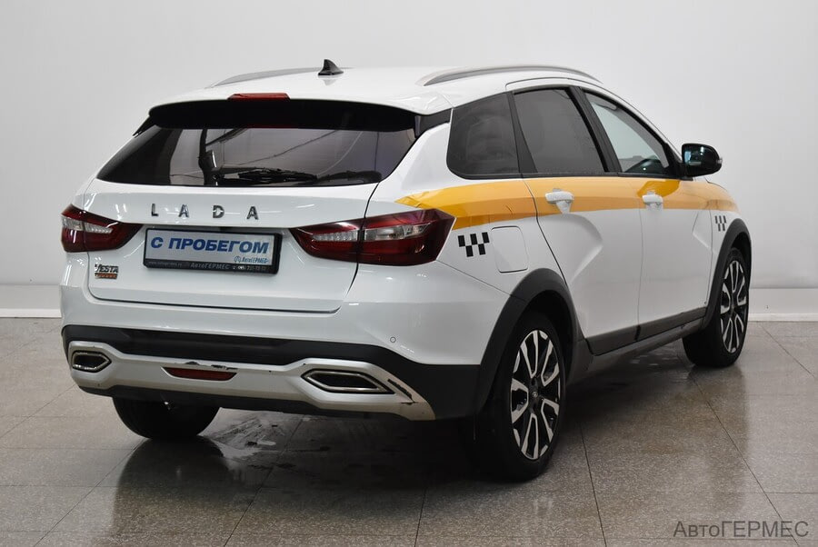 Фото LADA VESTA SW CROSS I Рестайлинг с пробегом | №4