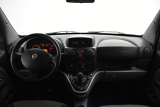 Фото FIAT Doblo I Рестайлинг с пробегом