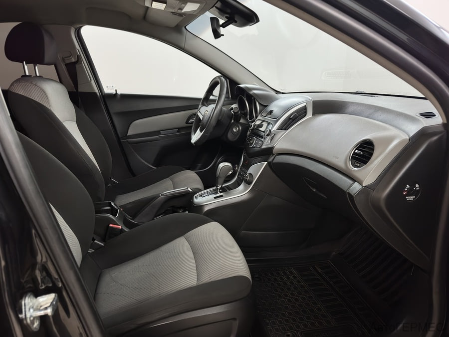 Фото Chevrolet Cruze I Рестайлинг с пробегом | №9