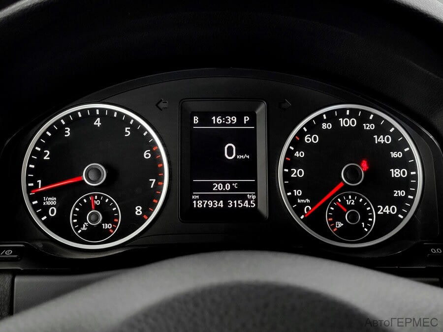 Фото Volkswagen Tiguan I Рестайлинг с пробегом | №6