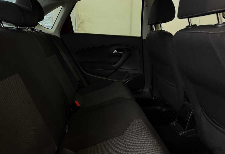 Фото Volkswagen Polo V Рестайлинг с пробегом | №12 Фото Volkswagen Polo V Рестайлинг с пробегом | №12