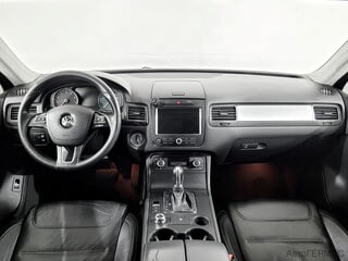 Фото Volkswagen Touareg II с пробегом