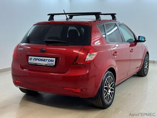 Фото Kia Ceed I Рестайлинг с пробегом Фото Kia Ceed I Рестайлинг с пробегом