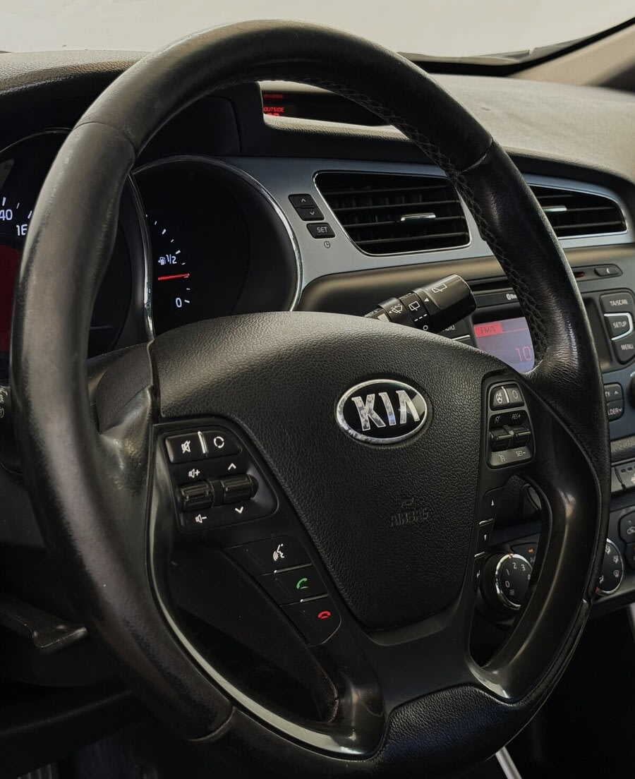 Фото Kia Ceed II с пробегом | №10 Фото Kia Ceed II с пробегом | №10