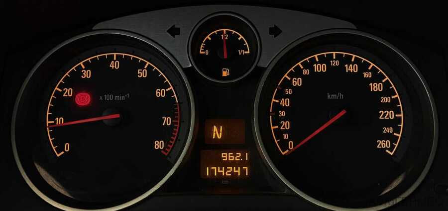 Фото Opel Astra H Рестайлинг с пробегом | №6