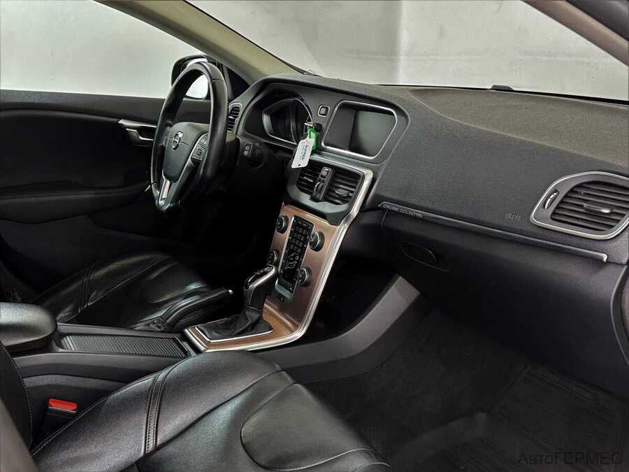 Фото VOLVO V40 Cross Country I с пробегом | №13