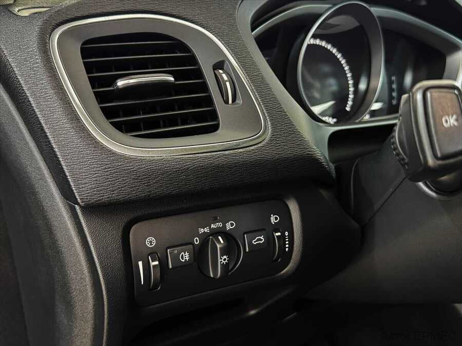 Фото VOLVO V40 Cross Country I с пробегом | №10