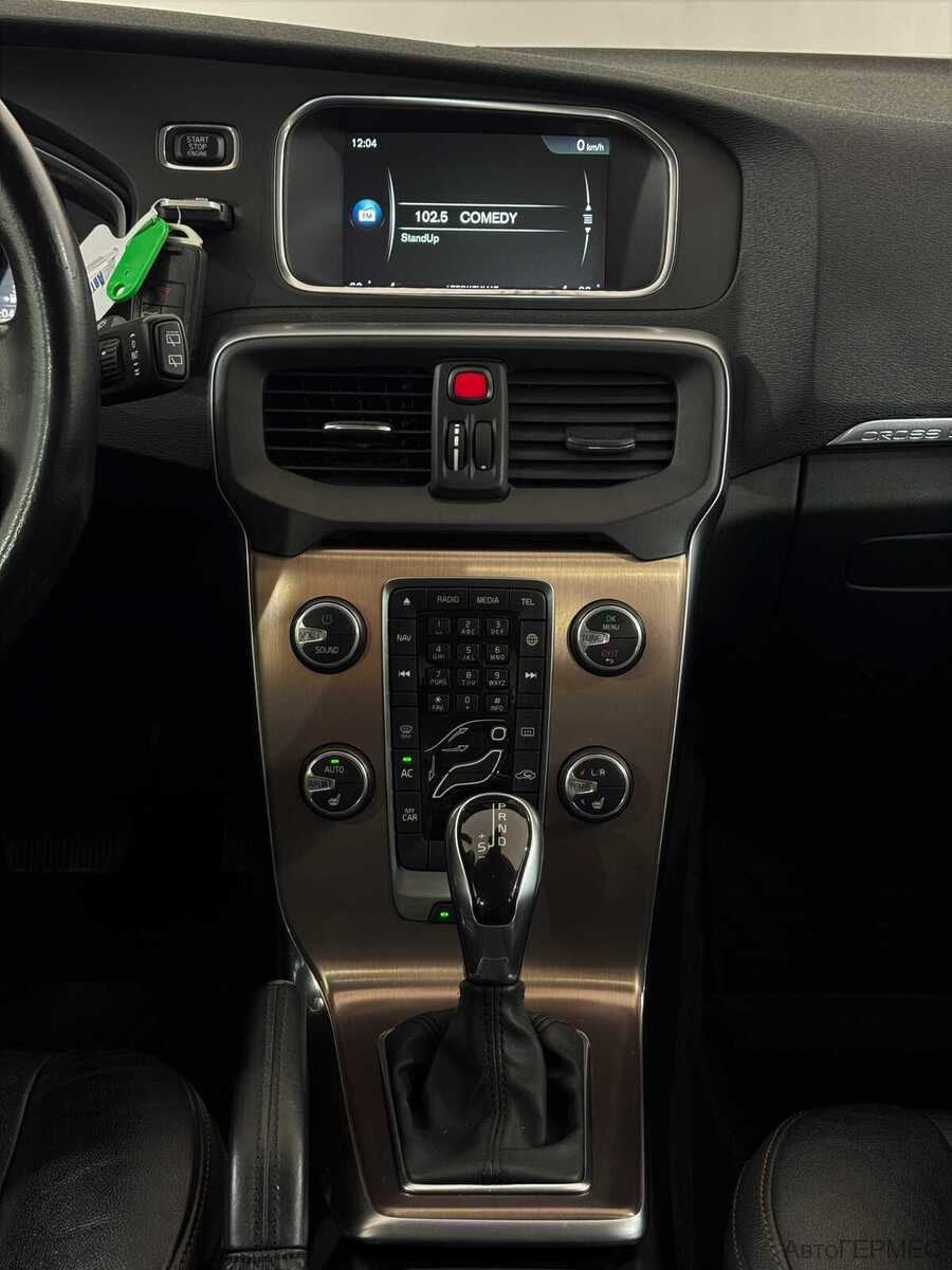 Фото VOLVO V40 Cross Country I с пробегом | №8