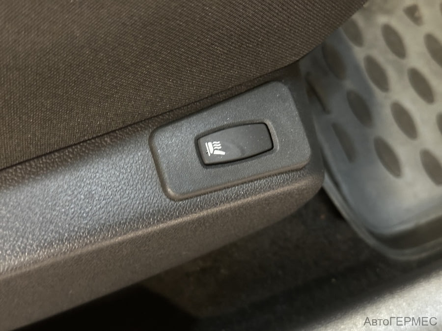 Фото NISSAN Almera III (G15) с пробегом | №11