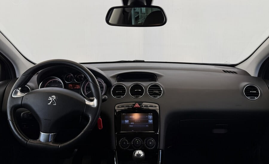 Фото PEUGEOT 408 I Рестайлинг с пробегом | №5