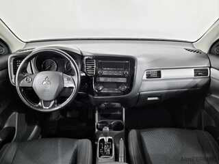 Фото MITSUBISHI Outlander III Рестайлинг 2 с пробегом